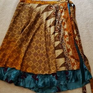 Darn Good Yarn Sari Silk wrap skirt EUC